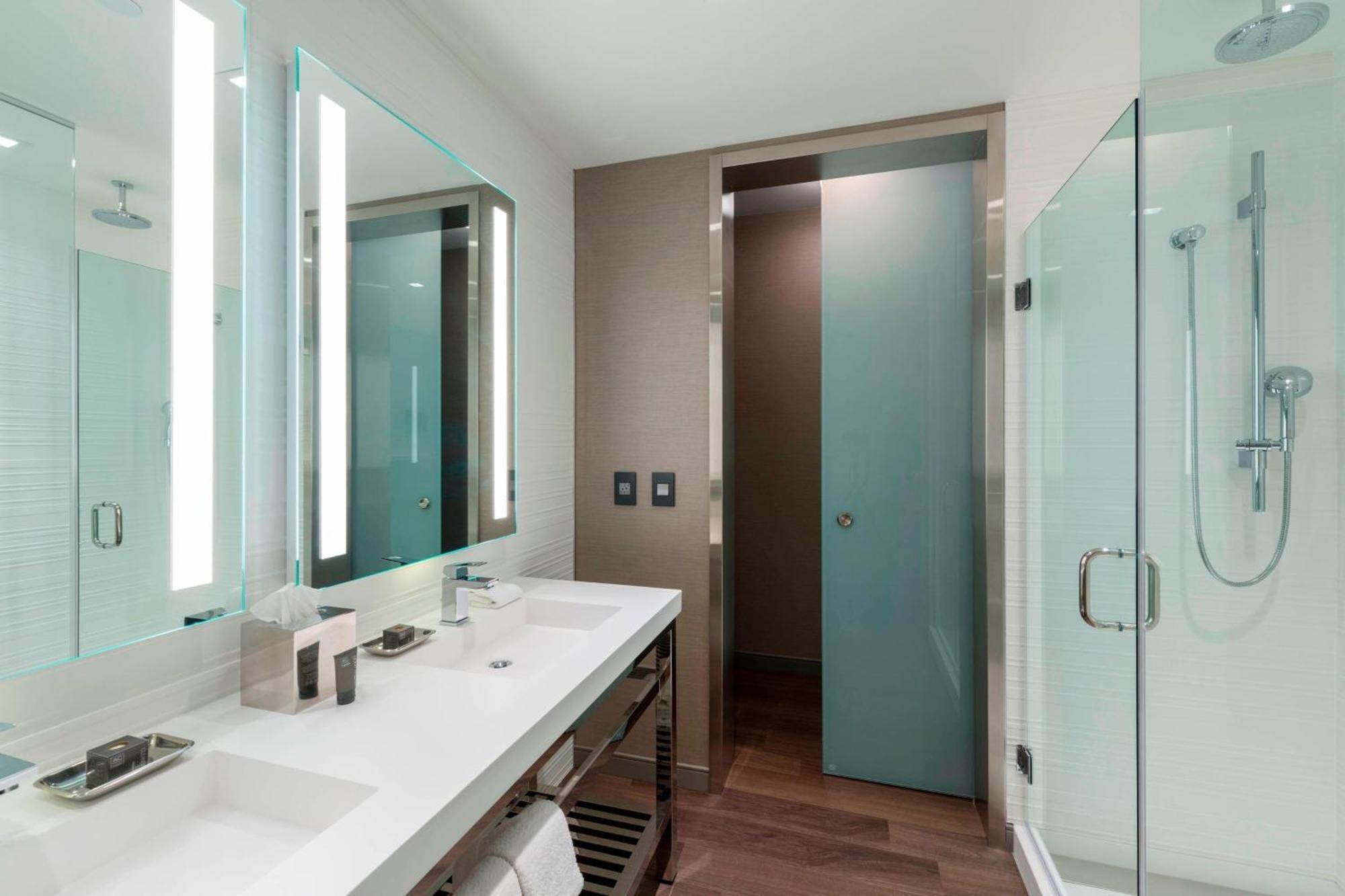Ac Hotel By Marriott Boston Downtown Экстерьер фото